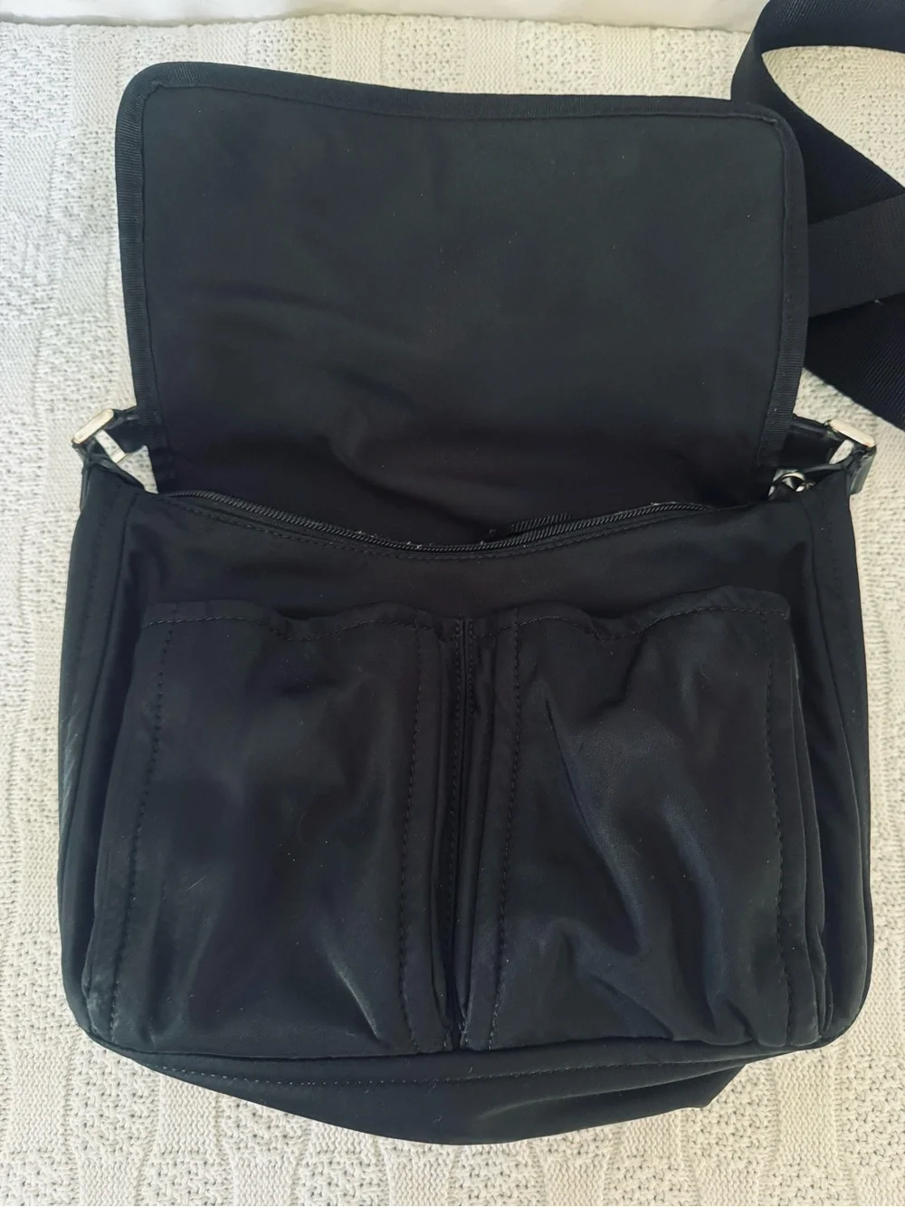 kate spade black medium